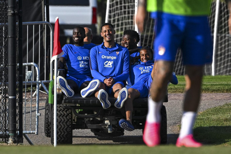 William Saliba kiffe l'ambiance chez les Bleus