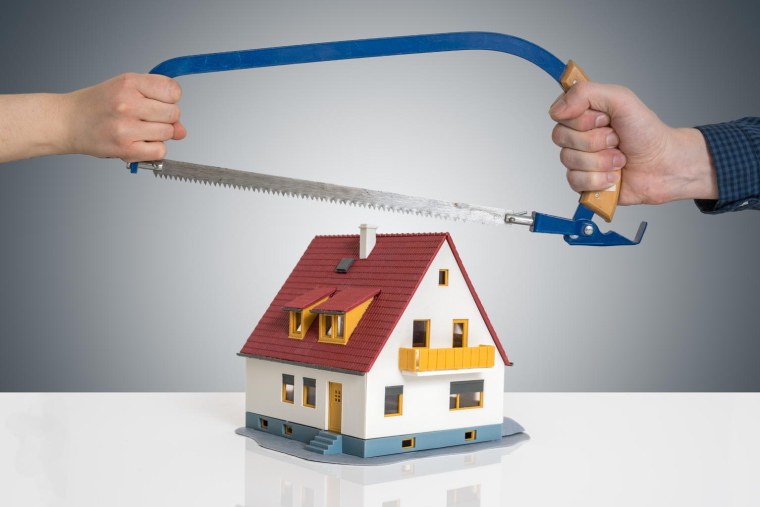 Le logement occupe une place centrale avec la garde des enfants crédit photo : vchal/Shutterstock / vchal