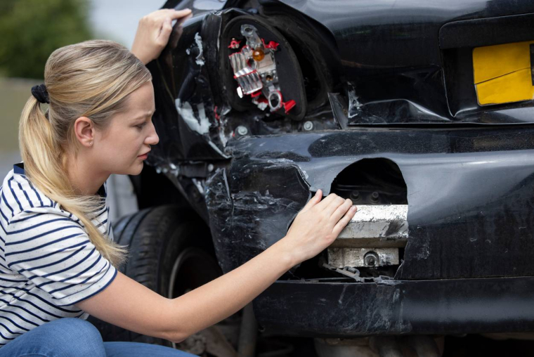 Automobile, l’avance de frais, c’est fini iStock-Daisy-Daisy