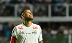 Neymar a fait son retour avec Santos