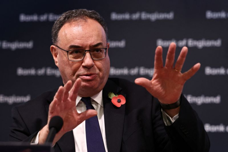 Le gouverneur de la Banque d'Angleterre, Andrew Bailey, lors d'une conférence de presse à la Banque d'Angleterre