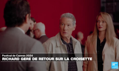 Á l'Affiche à Cannes : Emma Stone et Richard Gere sur le tapis rouge