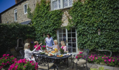 Impôts : comment sont taxées les résidences secondaires ? / iStock.com - SolStock