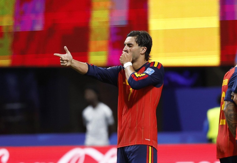 Un international espagnol se rapproche du PSG