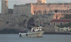 Une flottille d'aide humanitaire arrive à Cuba, plongée dans la crise