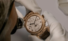 Enchères : Une montre vendue plus de 28 millions d'euros devient la plus chère du monde