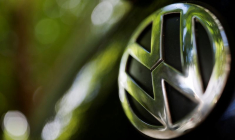 VOLKSWAGEN VEUT CONSTRUIRE SIX USINES DE BATTERIES EN EUROPE D'ICI 2030