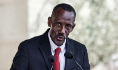 Le maire de Saint-Denis Bally Bagayoko le 7 juin 2026 à Saint-Denis ( AFP / STEPHANE DE SAKUTIN )