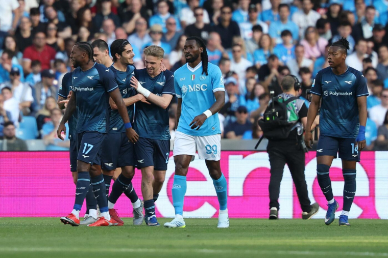 La Lazio surprend Naples, l'Inter s'envole vers le titre