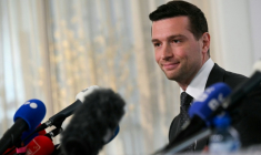Le président du Rassemblement national (RN) et député européen, Jordan Bardella, le 11 juin 2026 à Bruxelles ( AFP / NICOLAS TUCAT )