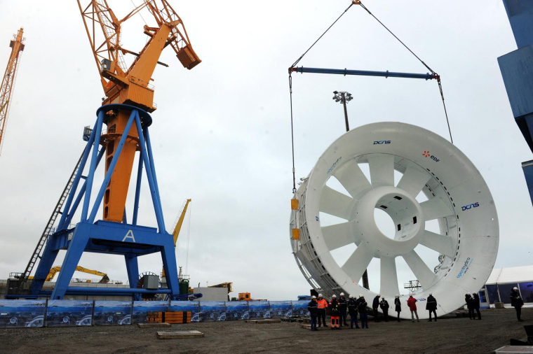 ( AFP / FRED TANNEAU )