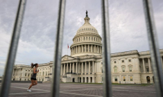 ÉTATS-UNIS : LA CHAMBRE DES REPRÉSENTANTS APPROUVE LE RELÈVEMENT TEMPORAIRE DU PLAFOND DE LA DETTE