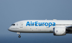 Un Boeing 787-9 Dreamliner de la compagnie Air Europa atterrit à l'aéroport de Grande Canarie