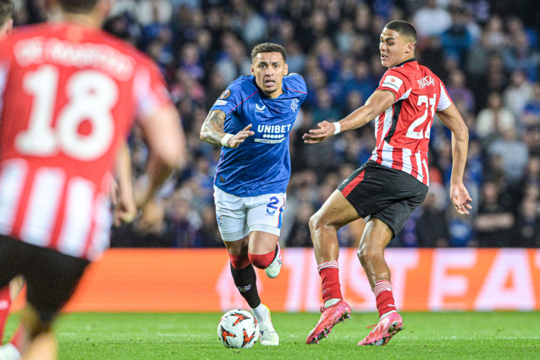 À 10 pendant 90 minutes, les Rangers tiennent le 0-0 contre l’Athletic Club