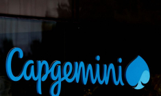 Logo de Capgemini dans les locaux de la société à Issy-les-Moulineaux