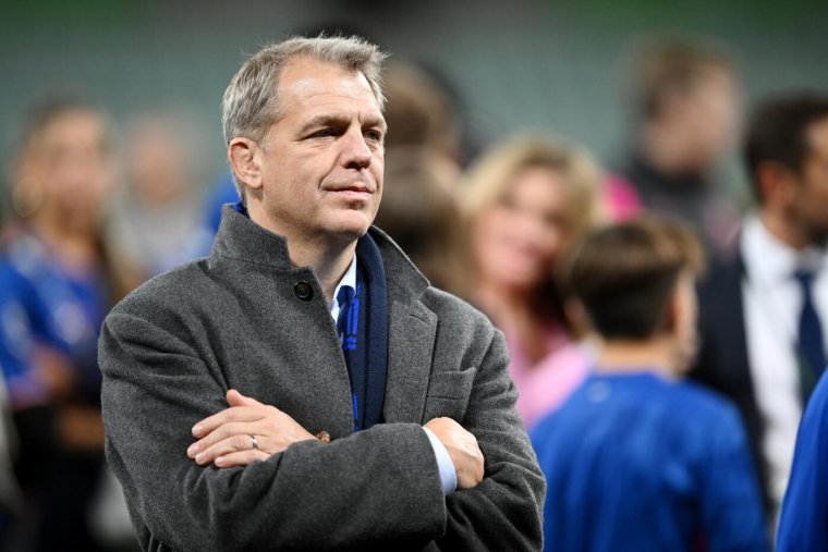 Quelles personnalités du foot apparaissent dans les dossiers Epstein ?