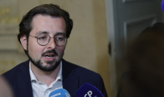 Le député socialiste Philippe Brun à Paris le 10 juin 2024. ( AFP / GEOFFROY VAN DER HASSELT )