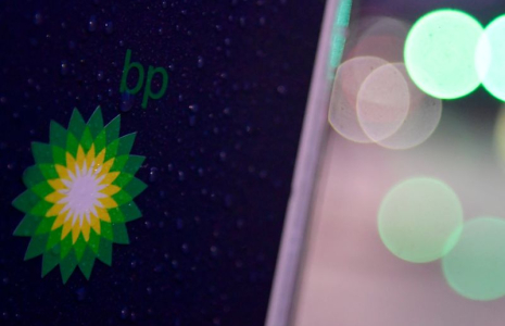 BP ATTEINT EN AVANCE SON OBJECTIF DE RÉDUCTION DE SA DETTE