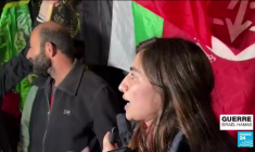 Israël-Hamas : des Palestiniens célèbrent l'arrivée de prisonniers libérés en Cisjordanie