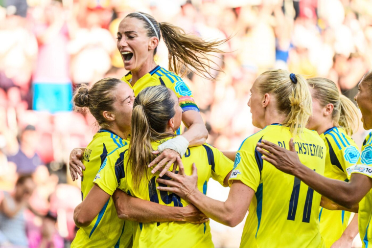 La Suède maîtrise le Danemark