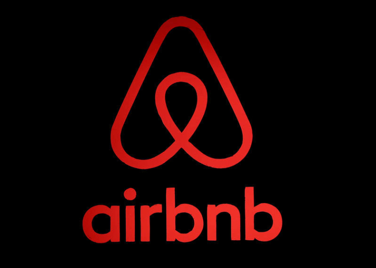 AIRBNB DÉPASSE LE MILLIARD DE DOLLARS DE CHIFFRE D'AFFAIRES TRIMESTRIEL