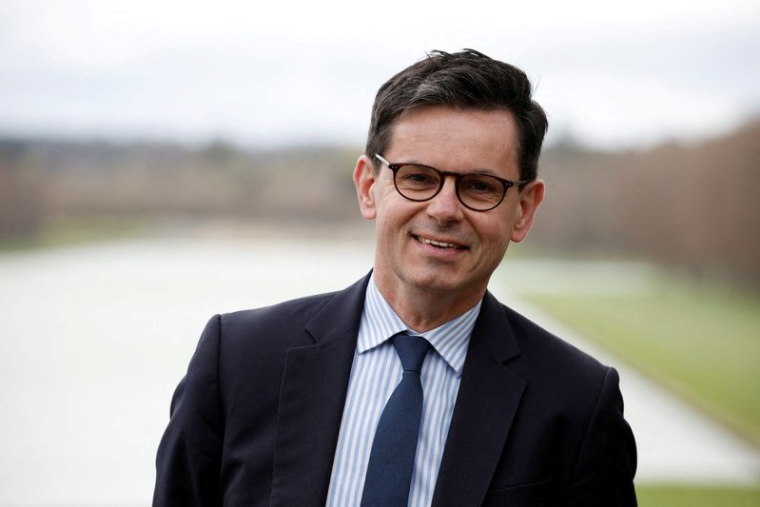 Christophe Leribault,, nommé président du musée du Louvre, pose au château de Versailles, près de Paris