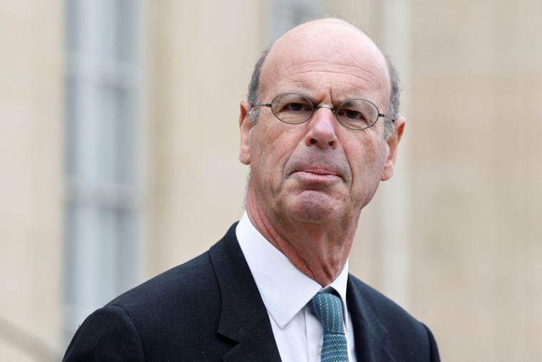 Le ministre français de l'Économie, des Finances, de l'Industrie et de la Sécurité numérique, Eric Lombard, quitte le Palais de l'Élysée après la réunion hebdomadaire du cabinet, à Paris, France