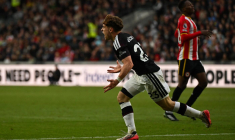 Liverpool met fin à l'invincibilité de Brentford