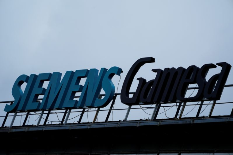 SIEMENS GAMESA ENVISAGE DE SUPPRIMER PRÈS DE 2.500 EMPLOIS, SELON DES SOURCES