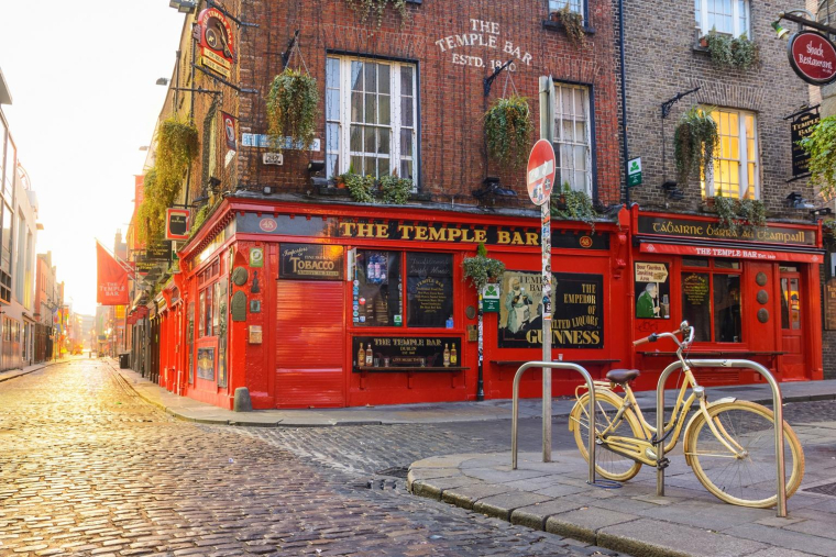 Faites le plein de chaleur humaine à Dublin. crédit photo : Adobe Stock
