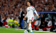 Les supporters allemands en veulent toujours à Cucurella