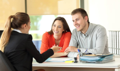 L’épargne, un atout pour le prêt immobilier-iStock-AntonioGuillem