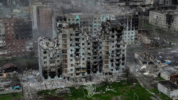 Photo d'archives d'un vue aérienne de Bakhmut. /Photo prise le 21 mai 2023 à Bakhmut, en Ukraine
