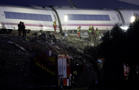Collision de deux trains à grande vitesse entre les villes de Mora et d'Orgaz