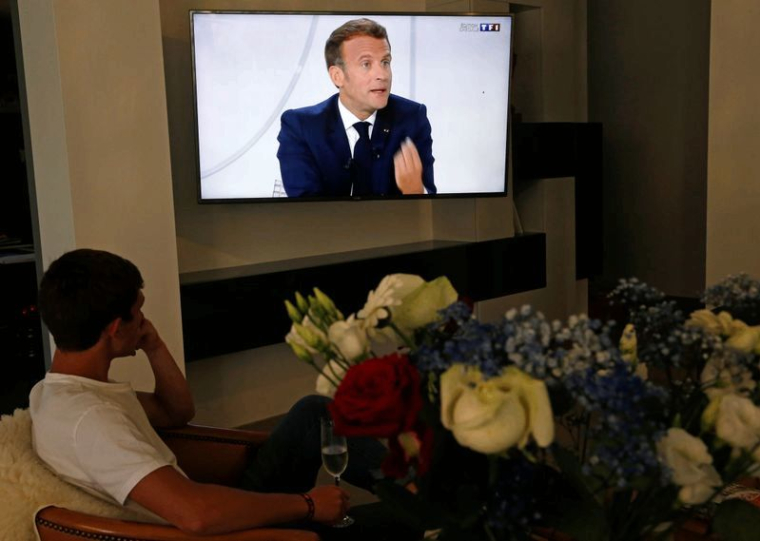 MACRON VEUT METTRE UNE FRANCE EN CRISE SUR UN "CHEMIN DE JUSTICE"