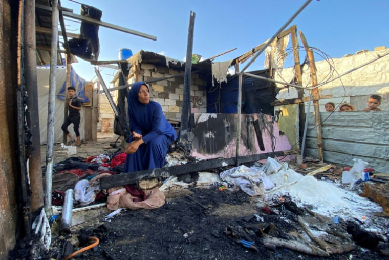 Un campement dévasté après une frappe israélienne dans le secteur d'Al-Mawasi, dans le sud de la bande de Gaza, le 7 août 2025 ( AFP / - )
