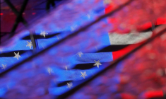 Un reflet du drapeau américain à New York