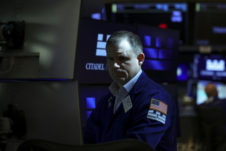 Un opérateur à la Bourse de New York, le 27 mai 2026 ( AFP / ANGELA WEISS )