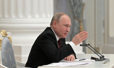 DES TROUPES RUSSES DANS L'EST DE L'UKRAINE POUR "MAINTENIR LA PAIX"