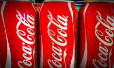Le prix d'une bouteille de 1,75 litre de Coca-Cola est passé de 2 à 2,30 euros. (illustration) (Pixabay / elainemgs)