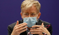 CORONAVIRUS: L'OMS ÉVOQUE UNE VACCINATION DES PERSONNES FRAGILES EN MARS