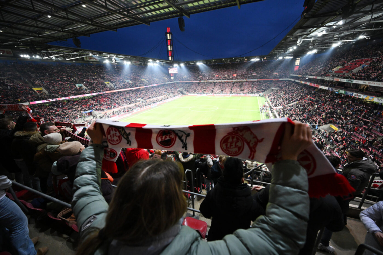 Un record d'affluence complètement fou en Youth League