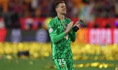 Szczęsny prolonge sa préretraite à Barcelone