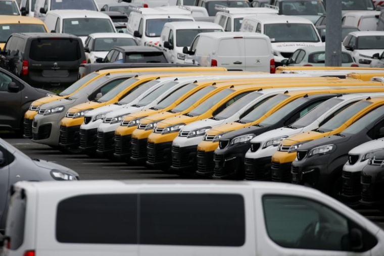 LA FRANCE VA ÉLARGIR SES AIDES À L'ACHAT AUX GRANDS FOURGONS ÉLECTRIQUES