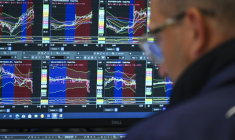 Un opérateur à la Bourse de New York, le 2 juin 2025 ( AFP / ANGELA WEISS )