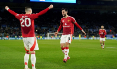 Manchester United enfonce Leicester