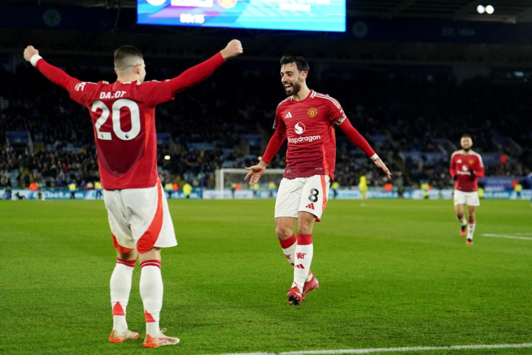 Manchester United enfonce Leicester