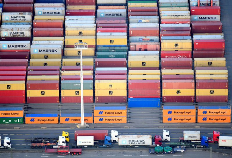 LES USA SONGENT À DES DROITS DE DOUANE SUR $3,1 MDS D'EXPORTATIONS EUROPÉENNES