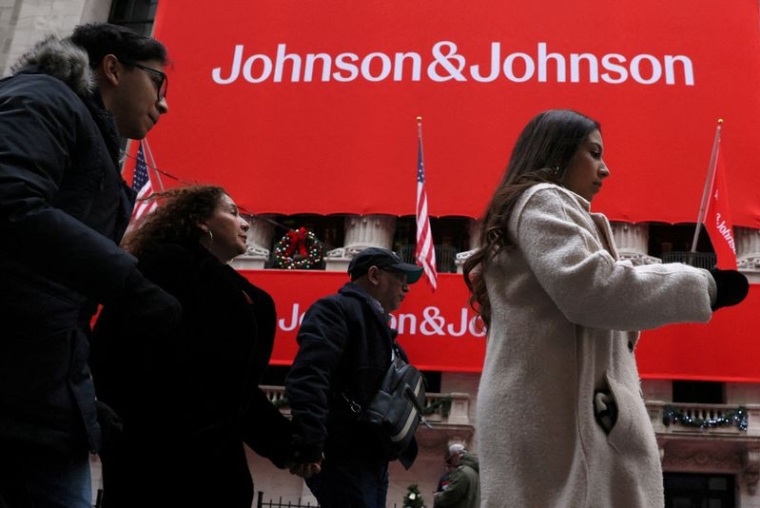 Une bannière Johnson & Johnson