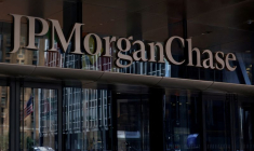 Enseigne JPMorganChase au siège de l'entreprise au 270 Park Avenue dans le quartier de Midtown à New York